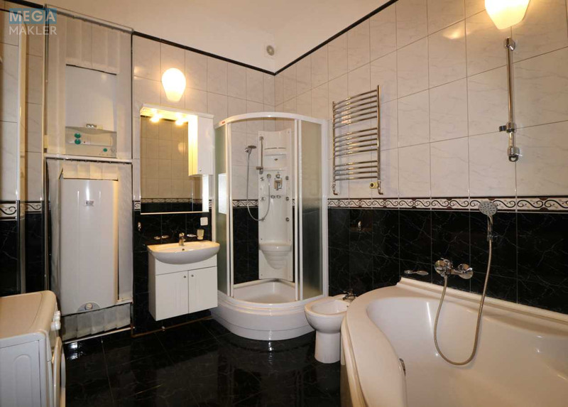 Продаж 4 кімнатної квартири (130/87/13), 3 пов. 5 пов. будинку, <a class="location-link" href="/kiev/" title="Недвижимость Київ">Київ</a>, <a class="location-link" href="/kiev/shevchenkovskij/" title="Недвижимость Шевченківський район">Шевченківський р-н</a>, Малопідвальна вул., 10 (изображение 3)