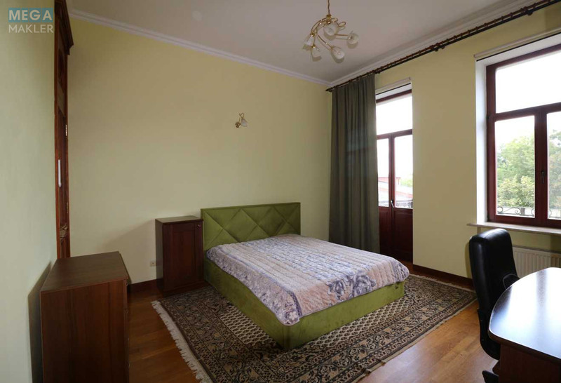Продаж 4 кімнатної квартири (130/87/13), 3 пов. 5 пов. будинку, <a class="location-link" href="/kiev/" title="Недвижимость Київ">Київ</a>, <a class="location-link" href="/kiev/shevchenkovskij/" title="Недвижимость Шевченківський район">Шевченківський р-н</a>, Малопідвальна вул., 10 (изображение 4)