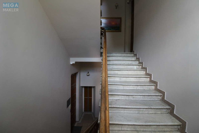 Продаж 4 кімнатної квартири (130/87/13), 3 пов. 5 пов. будинку, <a class="location-link" href="/kiev/" title="Недвижимость Київ">Київ</a>, <a class="location-link" href="/kiev/shevchenkovskij/" title="Недвижимость Шевченківський район">Шевченківський р-н</a>, Малопідвальна вул., 10 (изображение 9)