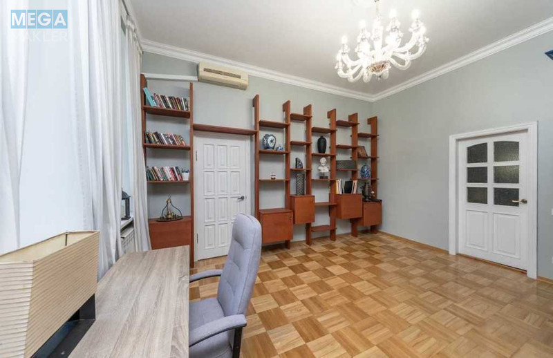 Оренда 3 кімнатної квартири, <a class="location-link" href="/kiev/" title="Недвижимость Київ">Київ</a>, <a class="location-link" href="/kiev/shevchenkovskij/" title="Недвижимость Шевченківський район">Шевченківський р-н</a>, Олеся Гончара ул., 74а (изображение 15)