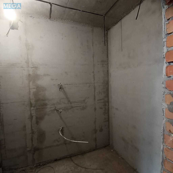 Продаж 3 кімнатної квартири (88/31/30), 7 пов. 9 пов. будинку, <a class="location-link" href="/kiev/" title="Недвижимость Київ">Київ</a>, <a class="location-link" href="/kiev/podolskij/" title="Недвижимость Подільський район">Подільський р-н</a>, Набережно-рыбальская ул., 9 (изображение 10)