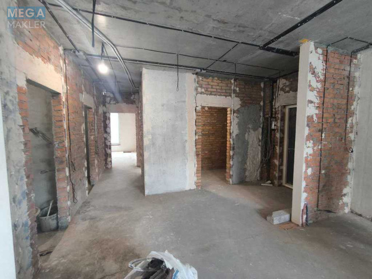Продаж 3 кімнатної квартири (88/31/30), 7 пов. 9 пов. будинку, <a class="location-link" href="/kiev/" title="Недвижимость Київ">Київ</a>, <a class="location-link" href="/kiev/podolskij/" title="Недвижимость Подільський район">Подільський р-н</a>, Набережно-рыбальская ул., 9 (изображение 12)