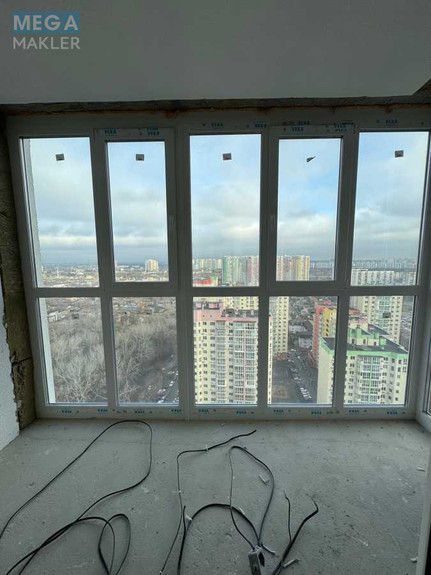 Продаж 2 кімнатної квартири (85/37/18), 25 пов. 26 пов. будинку, <a class="location-link" href="/kiev/" title="Недвижимость Київ">Київ</a>, <a class="location-link" href="/kiev/dneprovskij/" title="Недвижимость Дніпровський район">Дніпровський р-н</a>, Никольско-Слободская ул., 10 (изображение 3)