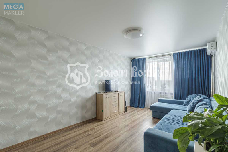 Продаж 1 кімнатної квартири (34,3/16/8,2), 16 пов. 16 пов. будинку, <a class="location-link" href="/kiev/" title="Недвижимость Київ">Київ</a>, <a class="location-link" href="/kiev/podolskij/" title="Недвижимость Подільський район">Подільський р-н</a>, Свободи просп., 24а (изображение 2)