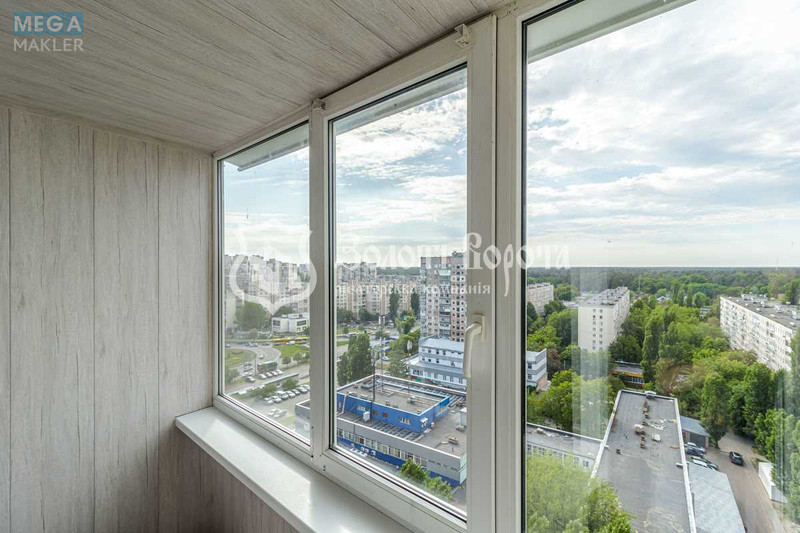 Продаж 1 кімнатної квартири (34,3/16/8,2), 16 пов. 16 пов. будинку, <a class="location-link" href="/kiev/" title="Недвижимость Київ">Київ</a>, <a class="location-link" href="/kiev/podolskij/" title="Недвижимость Подільський район">Подільський р-н</a>, Свободи просп., 24а (изображение 8)