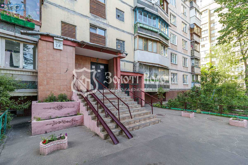 Продаж 1 кімнатної квартири (34,3/16/8,2), 16 пов. 16 пов. будинку, <a class="location-link" href="/kiev/" title="Недвижимость Київ">Київ</a>, <a class="location-link" href="/kiev/podolskij/" title="Недвижимость Подільський район">Подільський р-н</a>, Свободи просп., 24а (изображение 16)
