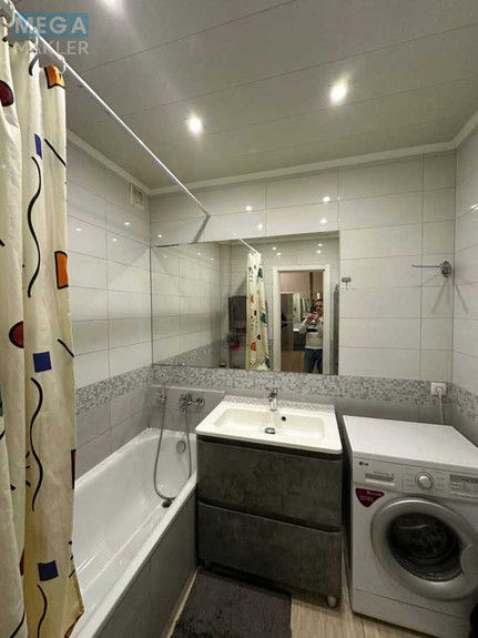 Продаж 2 кімнатної квартири (77/35/11), 25 пов. 25 пов. будинку, <a class="location-link" href="/kiev/" title="Недвижимость Київ">Київ</a>, <a class="location-link" href="/kiev/desnyanskij/" title="Недвижимость Деснянський район">Деснянський р-н</a>, Николая Закревского ул., 95г (изображение 11)