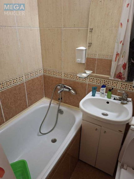 Оренда 1 кімнатної квартири, <a class="location-link" href="/odessa/" title="Недвижимость Одеса">Одеса</a>, <a class="location-link" href="/odessa/primorskij/" title="Недвижимость Приморський район">Приморський р-н</a>, Фонтанская дорога, 8/7 (изображение 2)