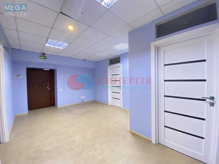 Оренда комерційної нерухомості, 278 кв.м, под офис, <a class="location-link" href="/kiev/" title="Недвижимость Київ">Київ</a>, <a class="location-link" href="/kiev/solomenskij/" title="Недвижимость Солом'янський район">Солом'янський р-н</a>, Митрополита Василя Липківського вул. (изображение 3)
