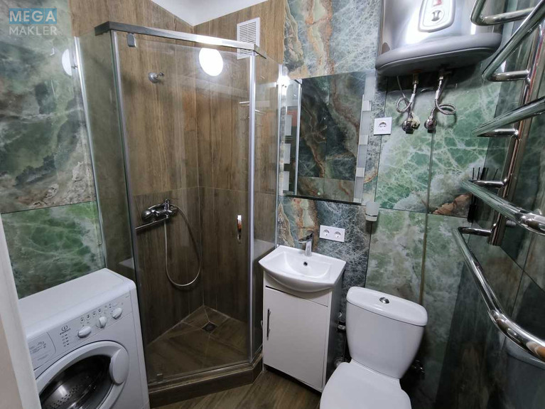 Продаж 1 кімнатної квартири (32/19/8), 4 пов. 5 пов. будинку, <a class="location-link" href="/kiev/" title="Недвижимость Київ">Київ</a>, <a class="location-link" href="/kiev/shevchenkovskij/" title="Недвижимость Шевченківський район">Шевченківський р-н</a>, Золотоустівська вул., 51/7 (изображение 5)