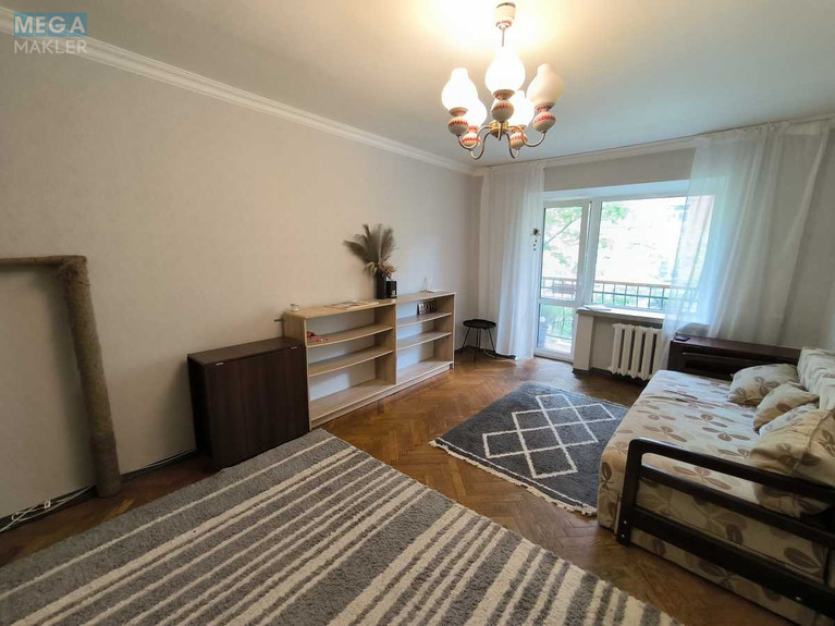 Продаж 1 кімнатної квартири (32/19/8), 4 пов. 5 пов. будинку, <a class="location-link" href="/kiev/" title="Недвижимость Київ">Київ</a>, <a class="location-link" href="/kiev/shevchenkovskij/" title="Недвижимость Шевченківський район">Шевченківський р-н</a>, Золотоустівська вул., 51/7 (изображение 9)