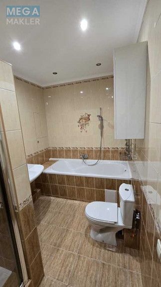 Продаж 3 кімнатної квартири (94/56/20), 19 пов. 25 пов. будинку, <a class="location-link" href="/kiev/" title="Недвижимость Київ">Київ</a>, <a class="location-link" href="/kiev/svyatoshinskij/" title="Недвижимость Святошинський район">Святошинський р-н</a>, Перемоги просп., 121б (изображение 6)