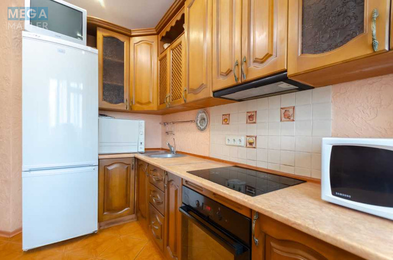 Оренда 1 кімнатної квартири, <a class="location-link" href="/kiev/" title="Недвижимость Київ">Київ</a>, <a class="location-link" href="/kiev/darnickij/" title="Недвижимость Дарницький район">Дарницький р-н</a>, Миколи Бажана просп., 12 (изображение 9)