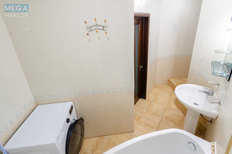 Оренда 1 кімнатної квартири, <a class="location-link" href="/kiev/" title="Недвижимость Київ">Київ</a>, <a class="location-link" href="/kiev/darnickij/" title="Недвижимость Дарницький район">Дарницький р-н</a>, Миколи Бажана просп., 12 (изображение 15)
