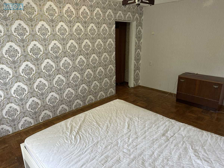 Оренда 1 кімнатної квартири, <a class="location-link" href="/kiev/" title="Недвижимость Київ">Київ</a>, <a class="location-link" href="/kiev/svyatoshinskij/" title="Недвижимость Святошинський район">Святошинський р-н</a>, Ромена Роллана бульв., 13а (изображение 5)
