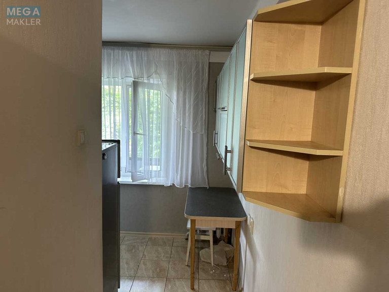 Оренда 1 кімнатної квартири, <a class="location-link" href="/kiev/" title="Недвижимость Київ">Київ</a>, <a class="location-link" href="/kiev/svyatoshinskij/" title="Недвижимость Святошинський район">Святошинський р-н</a>, Ромена Роллана бульв., 13а (изображение 12)