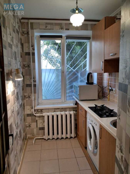 Оренда 1 кімнатної квартири, <a class="location-link" href="/kiev/" title="Недвижимость Київ">Київ</a>, <a class="location-link" href="/kiev/goloseevskij/" title="Недвижимость Голосіївський район">Голосіївський р-н</a>, Василия Яна ул., 16 (изображение 5)