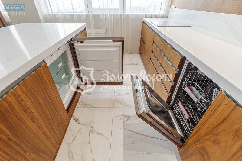 Продаж 4 кімнатної квартири (155/99/20), 19 пов. 19 пов. будинку, <a class="location-link" href="/kiev/" title="Недвижимость Київ">Київ</a>, <a class="location-link" href="/kiev/goloseevskij/" title="Недвижимость Голосіївський район">Голосіївський р-н</a>, Михайла Ломоносова вул., 75а (изображение 12)