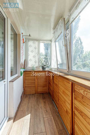 Продаж 2 кімнатної квартири (46/30/6,5), 3 пов. 5 пов. будинку, <a class="location-link" href="/kiev/" title="Недвижимость Київ">Київ</a>, <a class="location-link" href="/kiev/svyatoshinskij/" title="Недвижимость Святошинський район">Святошинський р-н</a>, Академіка Туполєва вул., 15в (изображение 2)