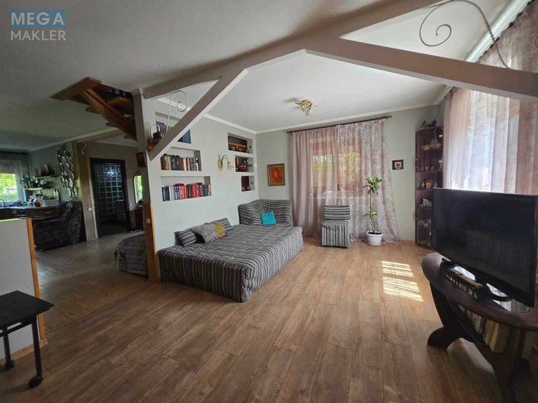 Продаж дома, 3&nbsp;поверху, 171&nbsp;кв.м, 5&nbsp;кімнат, ділянка 10&nbsp;соток, <a class="location-link" href="/velikaya-bugaevka/" title="Недвижимость Велика Бугаївка">Велика Бугаївка</a>, Бугаївка (изображение 10)
