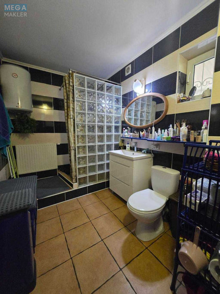 Продаж дома, 3&nbsp;поверху, 171&nbsp;кв.м, 5&nbsp;кімнат, ділянка 10&nbsp;соток, <a class="location-link" href="/velikaya-bugaevka/" title="Недвижимость Велика Бугаївка">Велика Бугаївка</a>, Бугаївка (изображение 11)