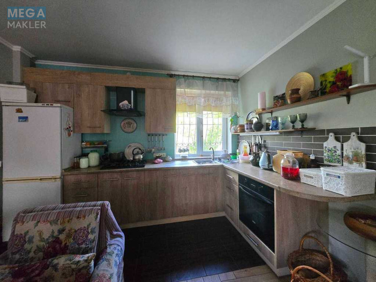 Продаж дома, 3&nbsp;поверху, 171&nbsp;кв.м, 5&nbsp;кімнат, ділянка 10&nbsp;соток, <a class="location-link" href="/velikaya-bugaevka/" title="Недвижимость Велика Бугаївка">Велика Бугаївка</a>, Бугаївка (изображение 15)
