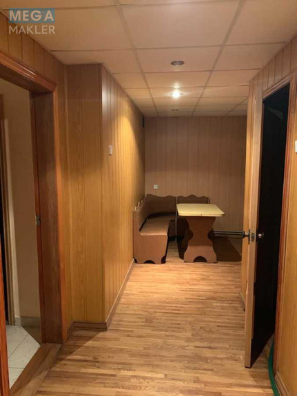 Продаж дома, 3 поверху, 280 кв.м, 7 кімнат, ділянка 40 соток, <a class="location-link" href="/velikaya-bugaevka/" title="Недвижимость Велика Бугаївка">Велика Бугаївка</a>, Велика Бугаївка (изображение 3)