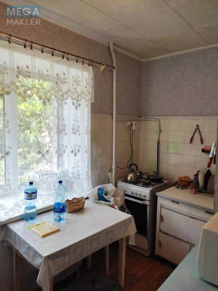 Оренда 2 кімнатної квартири, <a class="location-link" href="/kiev/" title="Недвижимость Київ">Київ</a>, <a class="location-link" href="/kiev/solomenskij/" title="Недвижимость Солом'янський район">Солом'янський р-н</a>, Борщаговская ул., 117 (изображение 13)