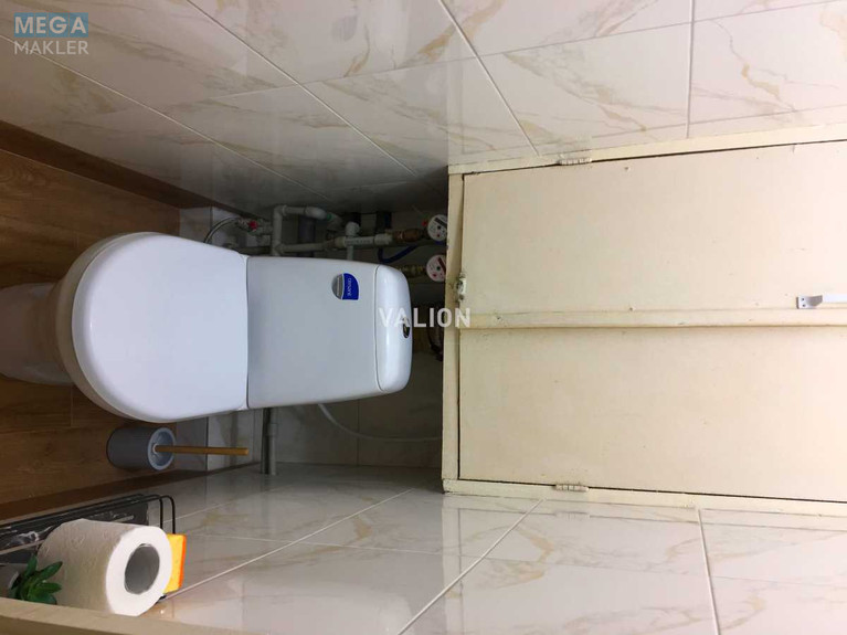 Оренда 2 кімнатної квартири, <a class="location-link" href="/kiev/" title="Недвижимость Київ">Київ</a>, <a class="location-link" href="/kiev/solomenskij/" title="Недвижимость Солом'янський район">Солом'янський р-н</a>, Ереванская ул., 8-А (изображение 10)