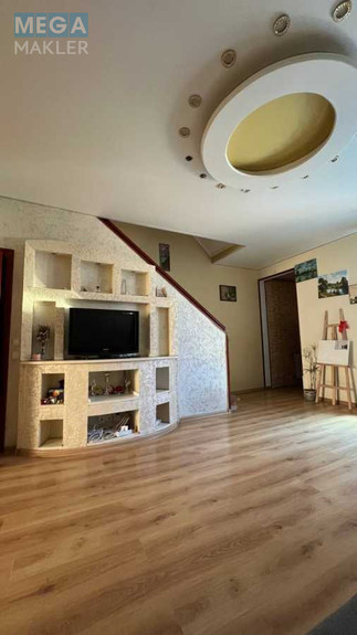 Продаж дома, 3 поверху, 100 кв.м, 3 кімнати, ділянка 1 сотка, <a class="location-link" href="/belogorodka-selo-kv/" title="Недвижимость Білогородка">Білогородка</a>, Калинова (изображение 10)