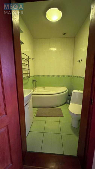 Продаж дома, 3 поверху, 100 кв.м, 3 кімнати, ділянка 1 сотка, <a class="location-link" href="/belogorodka-selo-kv/" title="Недвижимость Білогородка">Білогородка</a>, Калинова (изображение 22)
