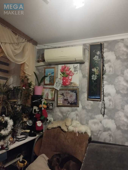 Продаж 10 кімнатної квартири (20/?/?), 3 пов. 5 пов. будинку, <a class="location-link" href="/kiev/" title="Недвижимость Київ">Київ</a>, <a class="location-link" href="/kiev/darnickij/" title="Недвижимость Дарницький район">Дарницький р-н</a>, Бориспольская ул., 3 (изображение 9)