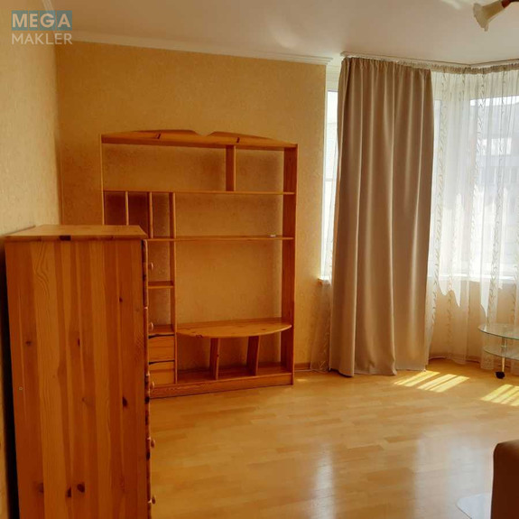 Оренда 2 кімнатної квартири, <a class="location-link" href="/kiev/" title="Недвижимость Київ">Київ</a>, <a class="location-link" href="/kiev/darnickij/" title="Недвижимость Дарницький район">Дарницький р-н</a>, Харківське шосе, 152 (изображение 4)