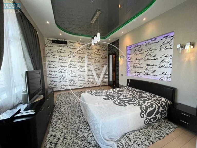 Продаж 3 кімнатної квартири (133/88/18), 10 пов. 25 пов. будинку, <a class="location-link" href="/kiev/" title="Недвижимость Київ">Київ</a>, <a class="location-link" href="/kiev/solomenskij/" title="Недвижимость Солом'янський район">Солом'янський р-н</a>, Солом`янська вул., 15а (изображение 9)