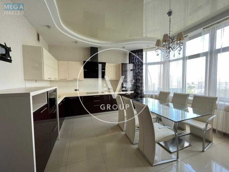 Продаж 3 кімнатної квартири (133/88/18), 10 пов. 25 пов. будинку, <a class="location-link" href="/kiev/" title="Недвижимость Київ">Київ</a>, <a class="location-link" href="/kiev/solomenskij/" title="Недвижимость Солом'янський район">Солом'янський р-н</a>, Солом`янська вул., 15а (изображение 10)