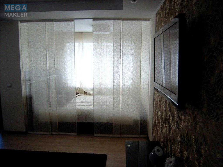 Оренда 1 кімнатної квартири, <a class="location-link" href="/kiev/" title="Недвижимость Київ">Київ</a>, <a class="location-link" href="/kiev/pecherskij/" title="Недвижимость Печерський район">Печерський р-н</a>, Сергія Гусовського вул., 8/10 (изображение 10)