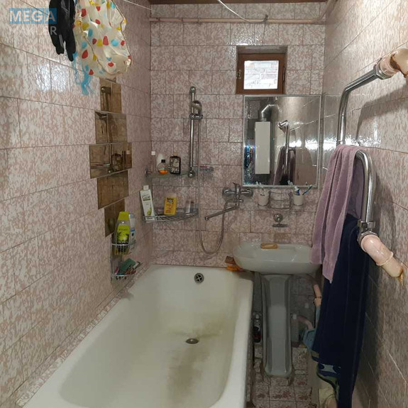 Продаж дома, 2 поверху, 112 кв.м, 4 кімнати, ділянка 2 сотки, <a class="location-link" href="/kiev/" title="Недвижимость Київ">Київ</a>, <a class="location-link" href="/kiev/goloseevskij/" title="Недвижимость Голосіївський район">Голосіївський р-н</a>, Хотівська вул., 10 (изображение 12)