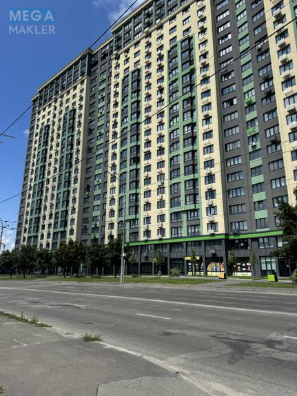 Продаж 3 кімнатної квартири (100/55/19), 23 пов. 24 пов. будинку, <a class="location-link" href="/kiev/" title="Недвижимость Київ">Київ</a>, <a class="location-link" href="/kiev/goloseevskij/" title="Недвижимость Голосіївський район">Голосіївський р-н</a>, Михаила Максимовича ул., 32а (изображение 2)