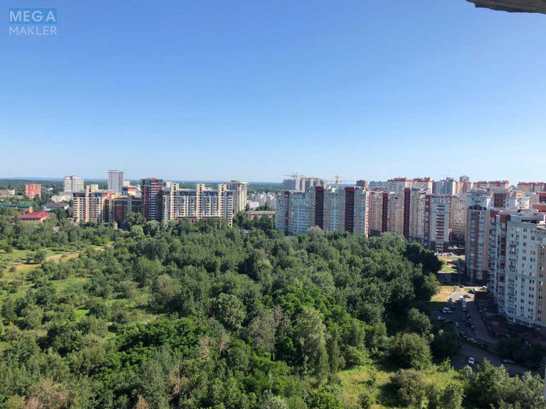 Продаж 3 кімнатної квартири (100/55/19), 23 пов. 24 пов. будинку, <a class="location-link" href="/kiev/" title="Недвижимость Київ">Київ</a>, <a class="location-link" href="/kiev/goloseevskij/" title="Недвижимость Голосіївський район">Голосіївський р-н</a>, Михаила Максимовича ул., 32а (изображение 8)