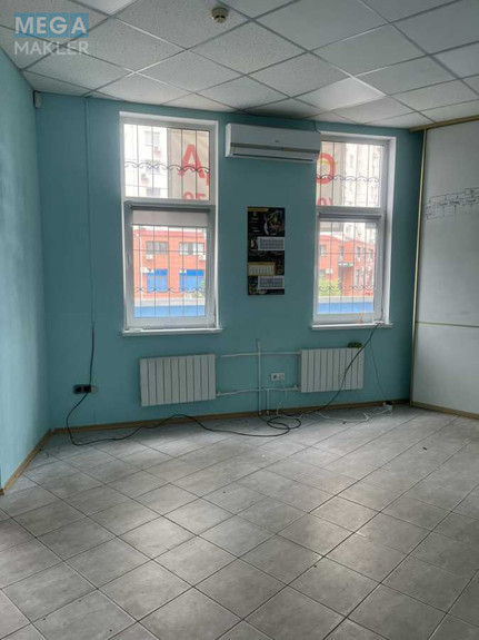 Оренда комерційної нерухомості, 32 кв.м, под магазин, <a class="location-link" href="/kiev/" title="Недвижимость Київ">Київ</a>, <a class="location-link" href="/kiev/darnickij/" title="Недвижимость Дарницький район">Дарницький р-н</a>, Олександра Мишуги вул., 9а (изображение 2)