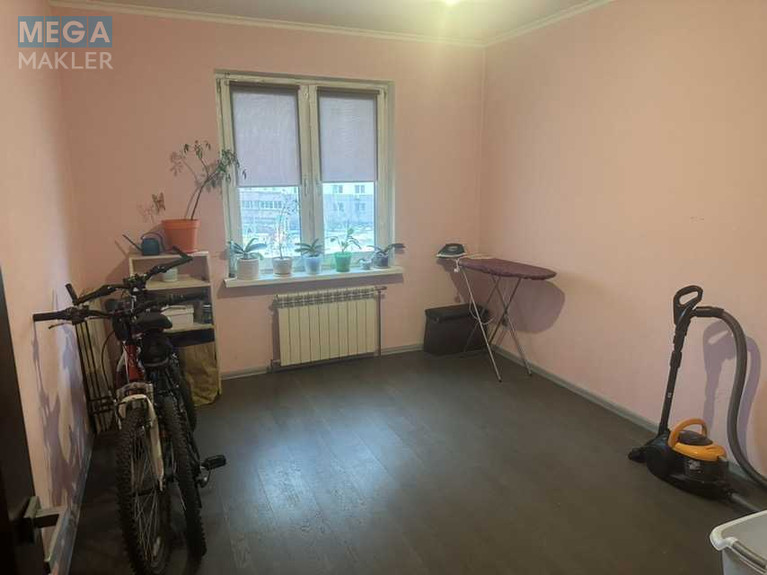 Продаж 3 кімнатної квартири (94/48/14), 3 пов. 25 пов. будинку, <a class="location-link" href="/kiev/" title="Недвижимость Київ">Київ</a>, <a class="location-link" href="/kiev/darnickij/" title="Недвижимость Дарницький район">Дарницький р-н</a>, Петра Григоренка просп., 14 (изображение 9)