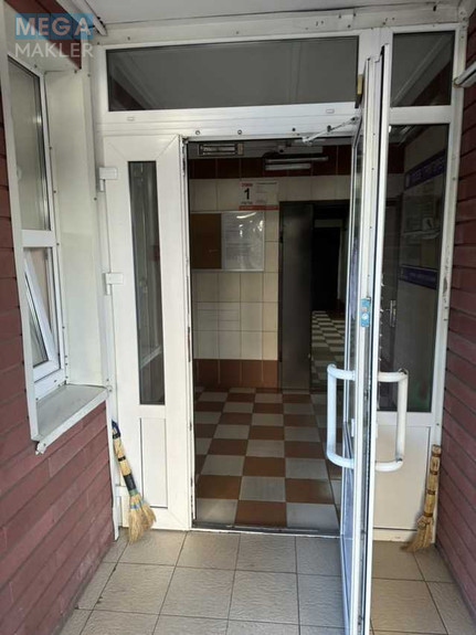 Продаж 3 кімнатної квартири (94/48/14), 3 пов. 25 пов. будинку, <a class="location-link" href="/kiev/" title="Недвижимость Київ">Київ</a>, <a class="location-link" href="/kiev/darnickij/" title="Недвижимость Дарницький район">Дарницький р-н</a>, Петра Григоренка просп., 14 (изображение 22)