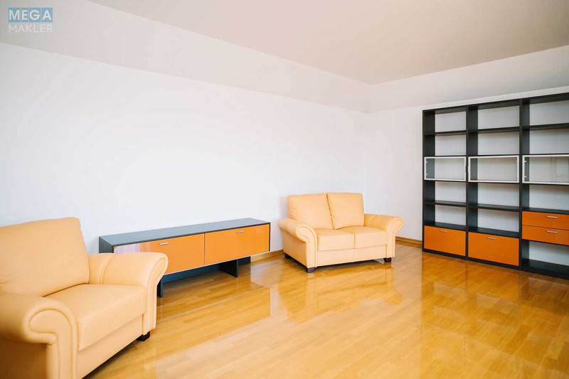 Продаж дома, 2 поверху, 403 кв.м, 5 кімнат, ділянка 25 соток, <a class="location-link" href="/lutsk/" title="Недвижимость Луцьк">Луцьк</a>, Загородня, 13 (изображение 13)