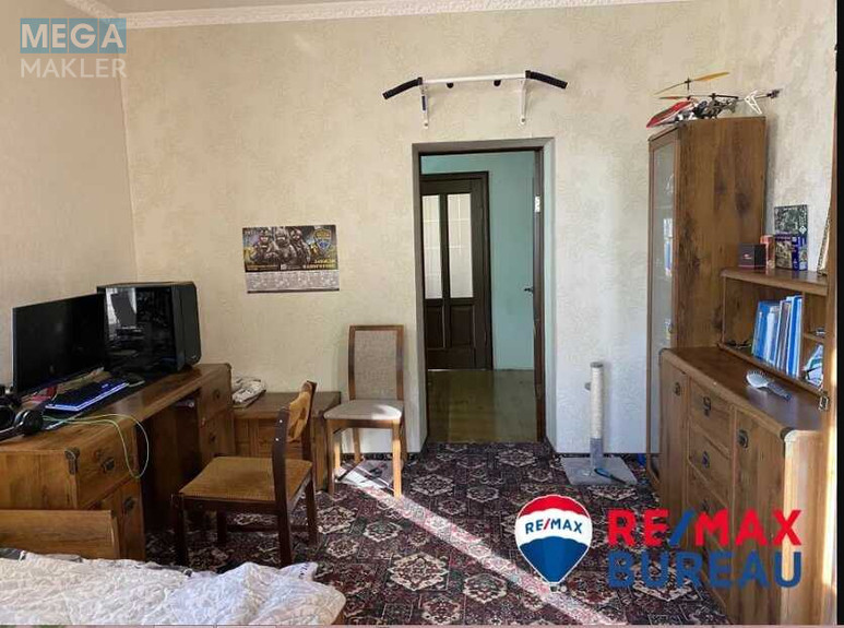 Продаж дома, 2 поверху, 338 кв.м, 7 кімнат, ділянка 18 соток, <a class="location-link" href="/pereyaslav-hmelnitskij/" title="Недвижимость Переяслав">Переяслав</a>, Каплунова, 26 (изображение 3)