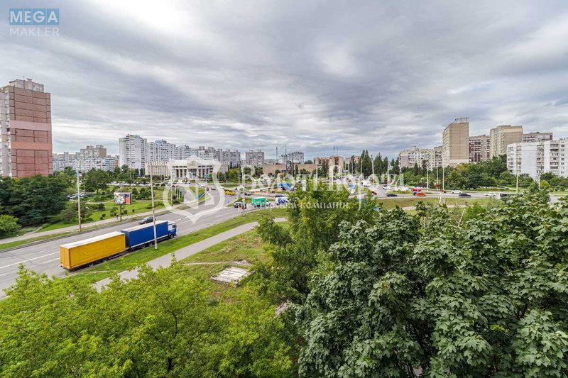 Продаж 4 кімнатної квартири (95/64,3/27), 6 пов. 10 пов. будинку, <a class="location-link" href="/kiev/" title="Недвижимость Київ">Київ</a>, <a class="location-link" href="/kiev/desnyanskij/" title="Недвижимость Деснянський район">Деснянський р-н</a>, Теодора Драйзера вул., 10 (изображение 24)