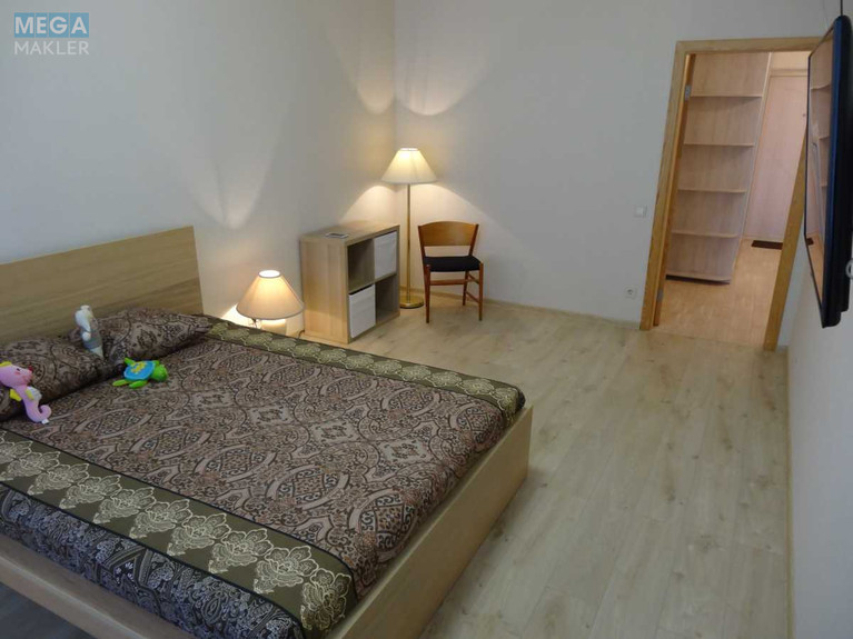 Оренда 1 кімнатної квартири, <a class="location-link" href="/kiev/" title="Недвижимость Київ">Київ</a>, <a class="location-link" href="/kiev/darnickij/" title="Недвижимость Дарницький район">Дарницький р-н</a>, Армянская ул., 6 (изображение 2)
