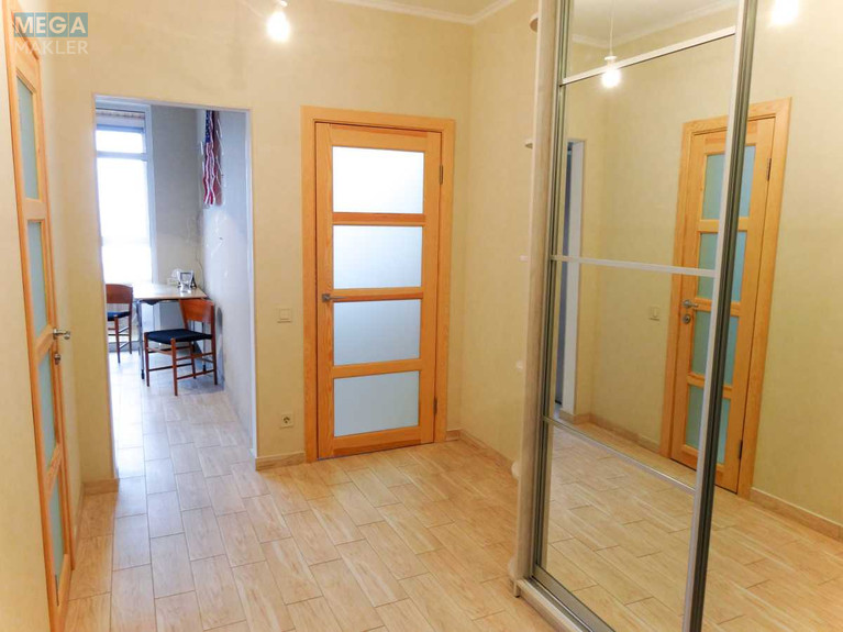 Оренда 1 кімнатної квартири, <a class="location-link" href="/kiev/" title="Недвижимость Київ">Київ</a>, <a class="location-link" href="/kiev/darnickij/" title="Недвижимость Дарницький район">Дарницький р-н</a>, Армянская ул., 6 (изображение 9)