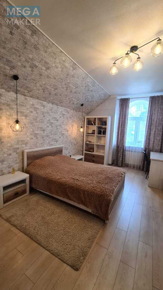 Продаж дома, 3 поверху, 225 кв.м, 5 кімнат, ділянка 4 сотки, <a class="location-link" href="/brovary/" title="Недвижимость Бровари">Бровари</a>, Дніпровська (изображение 8)