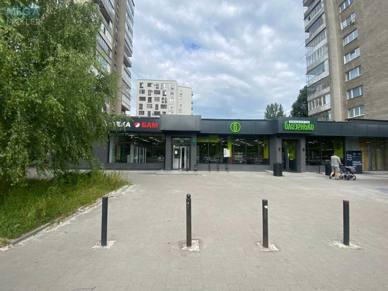 Оренда комерційної нерухомості, 115 кв.м, под магазин, <a class="location-link" href="/lviv/" title="Недвижимость Львів">Львів</a>, <a class="location-link" href="/lviv/frankovskij/" title="Недвижимость Франківський район">Франківський р-н</a>, Стрийська, 51 (изображение 2)