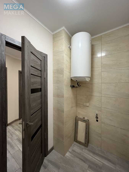 Продаж 3 кімнатної квартири (90/42/18), 24 пов. 25 пов. будинку, <a class="location-link" href="/kiev/" title="Недвижимость Київ">Київ</a>, <a class="location-link" href="/kiev/darnickij/" title="Недвижимость Дарницький район">Дарницький р-н</a>, Юрія Пасхаліна вул., 17 (изображение 8)